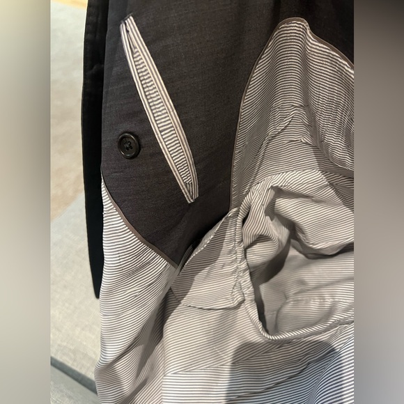 Brooks Brothers gray suit jacket. - Picture 10 of 12